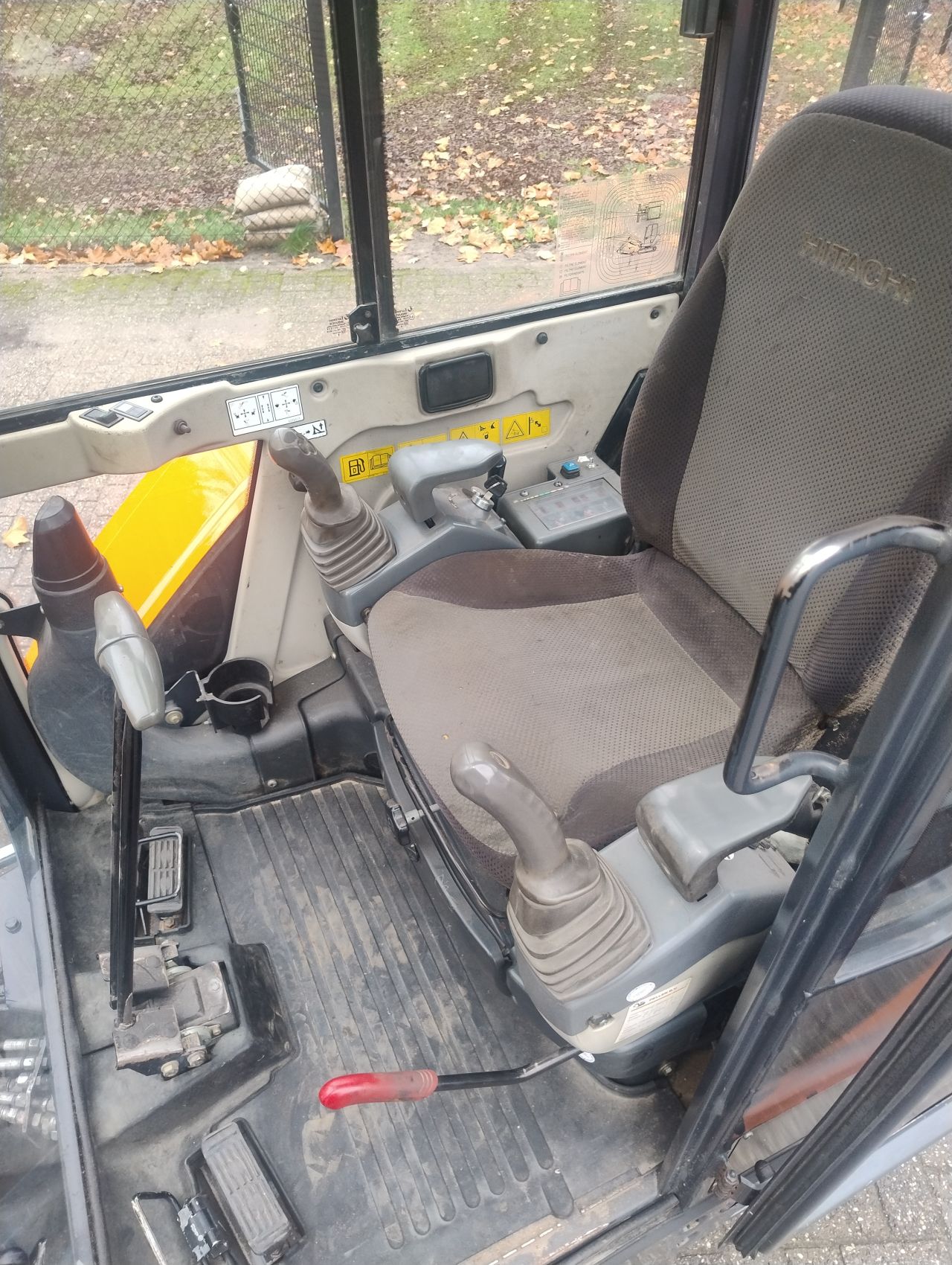 Hitachi zx27 minigraver sloop sorteer functie graafmachine