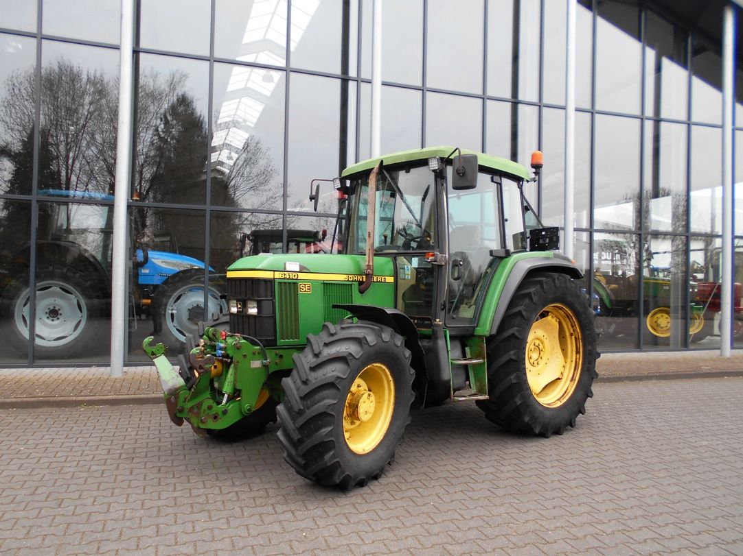 John Deere 6410 + fronthef en PTO