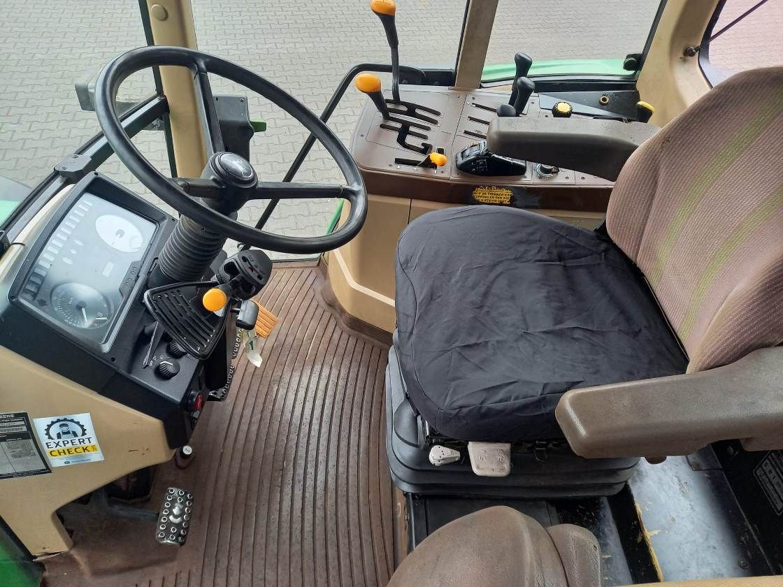 John Deere 6410 + fronthef en PTO