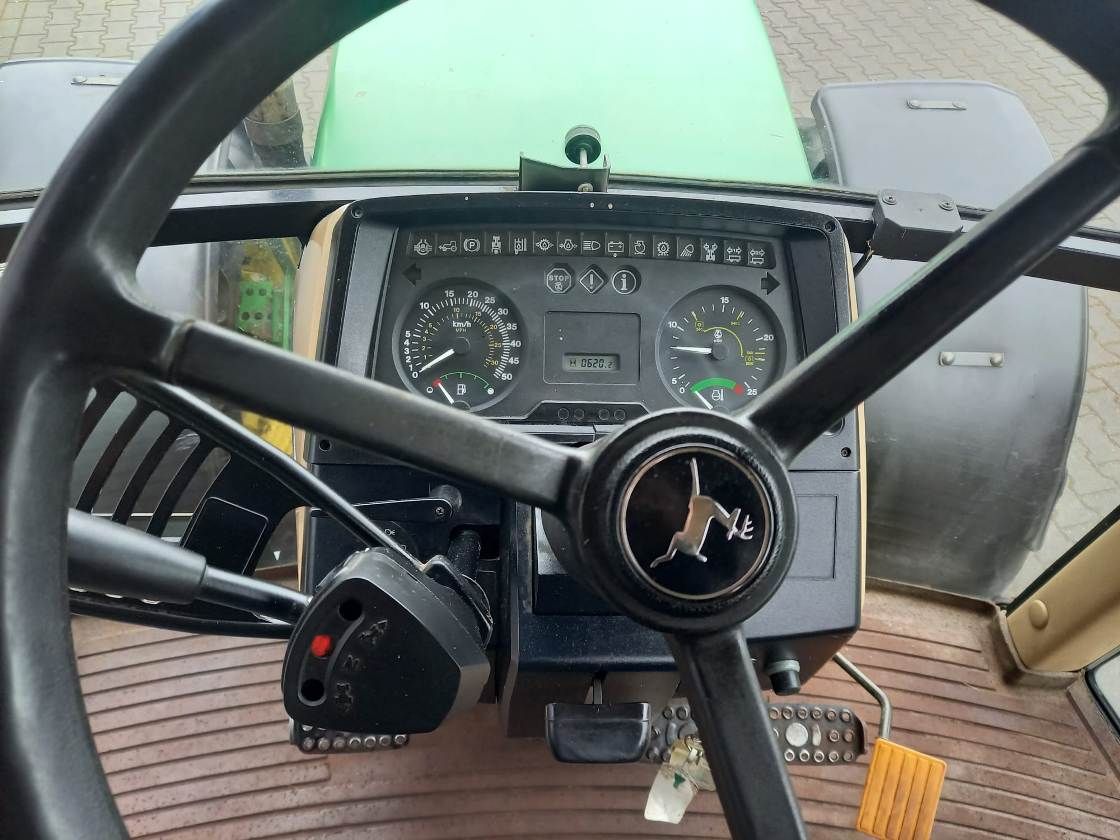 John Deere 6410 + fronthef en PTO