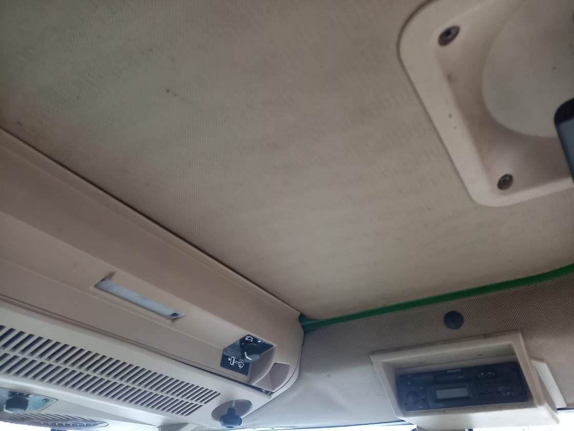 John Deere 6410 + fronthef en PTO