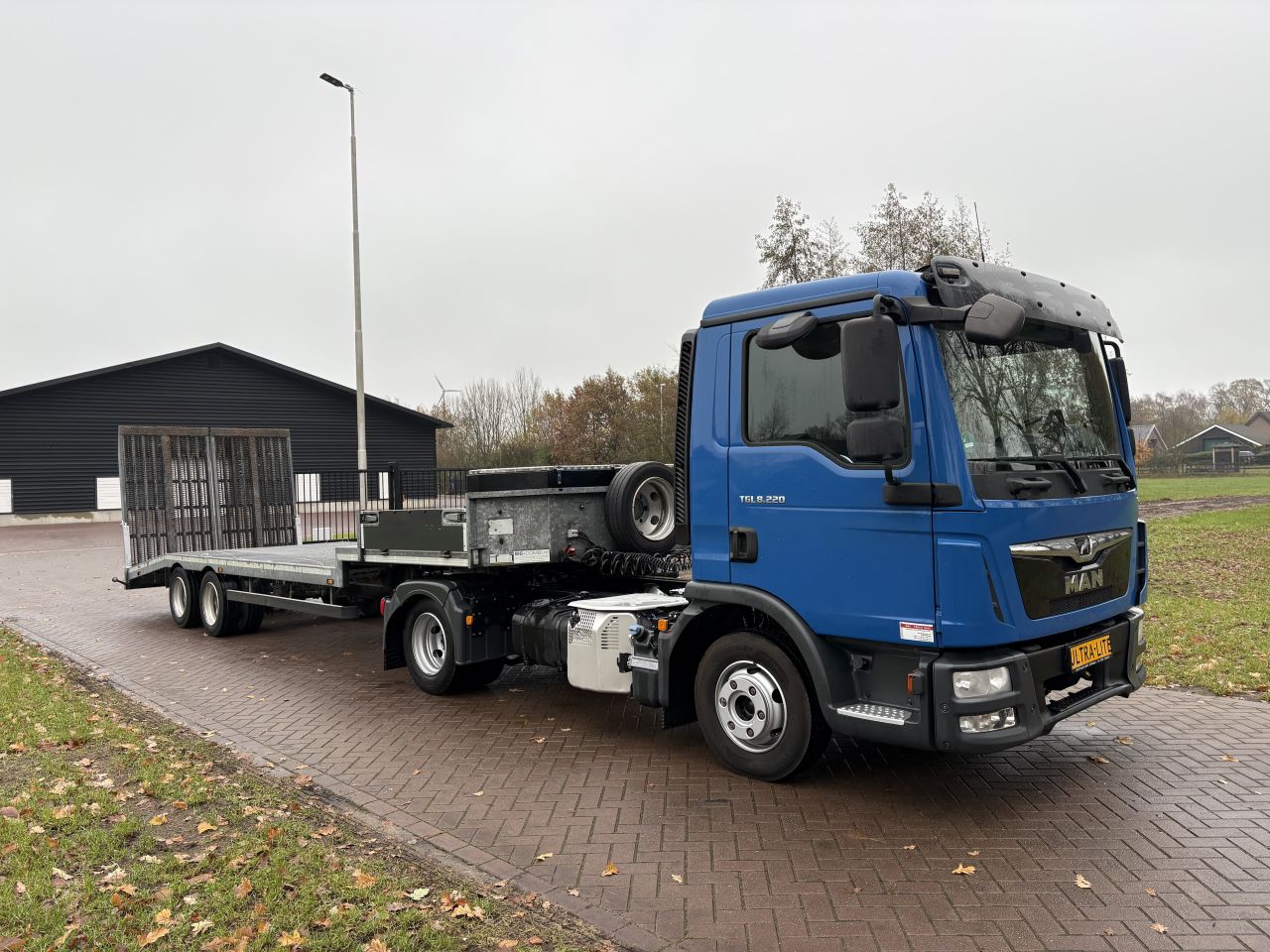 MAN TGL 8.220 EURO 6 -semi dieplader KUIPER 15 ton