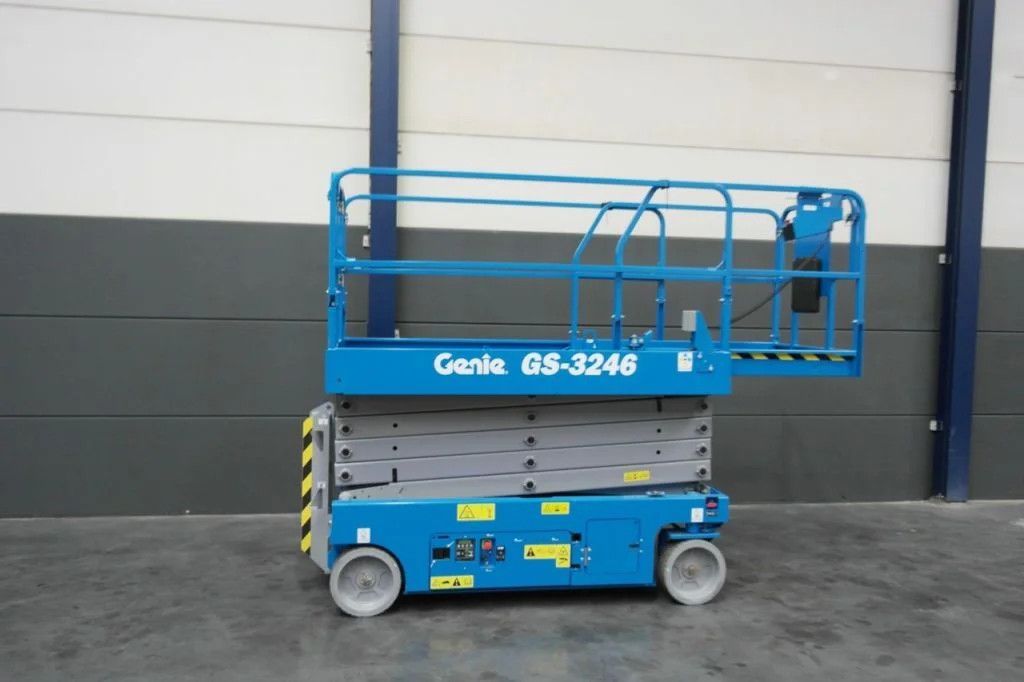 Genie GS-3246