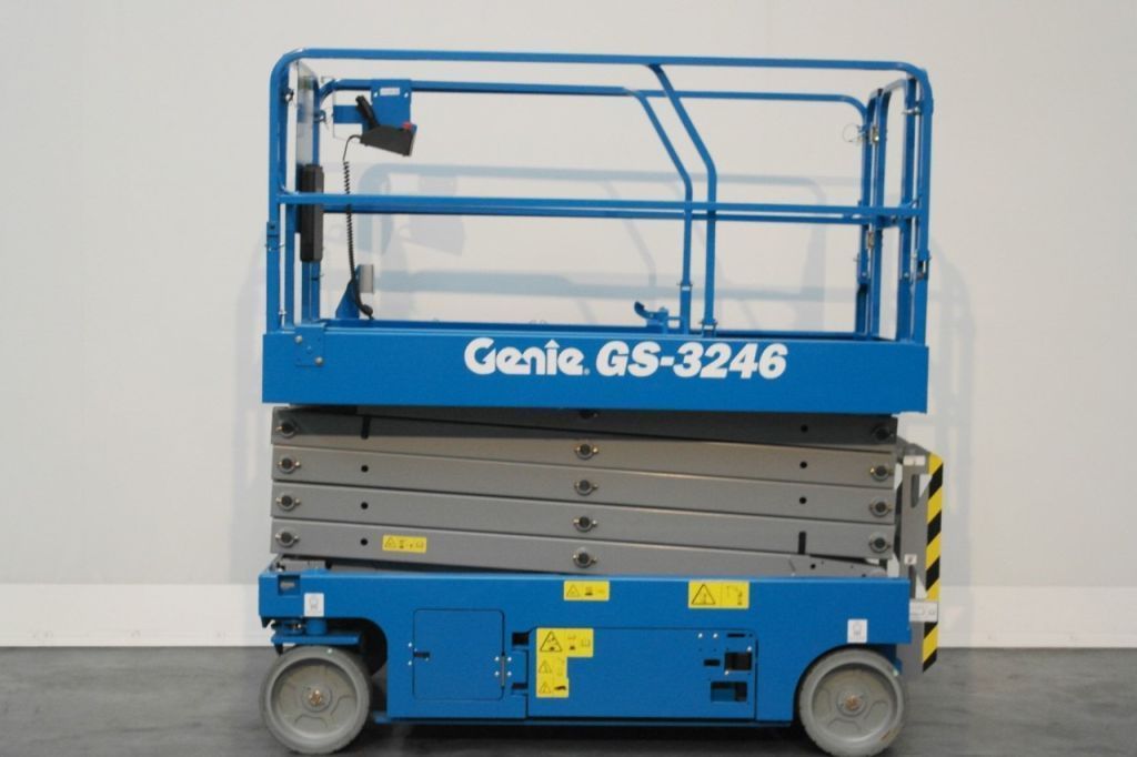 Genie GS-3246