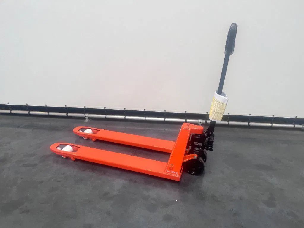 BT LHM 230 QUICK LIFT 1150x520 mm