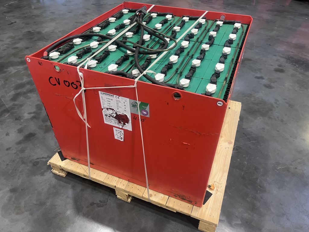 HOPPECKE 80 VOLT 930 AH