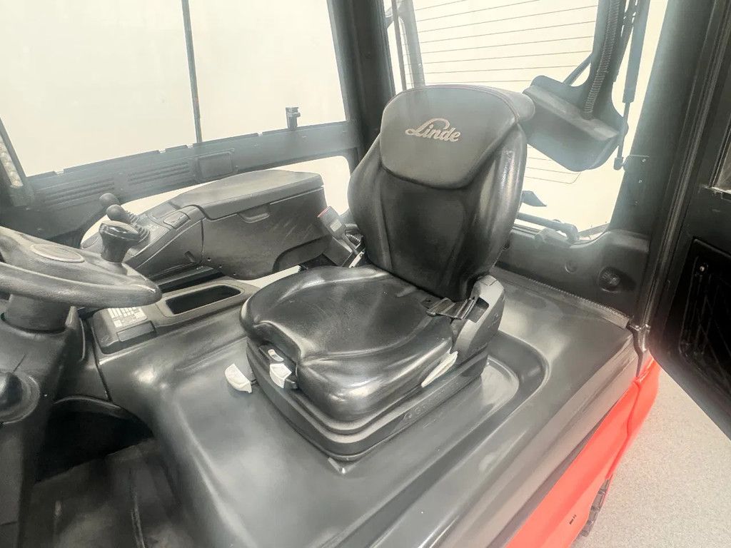 Linde 387 E 25 L-01 inclusief nieuwe tractie batterij