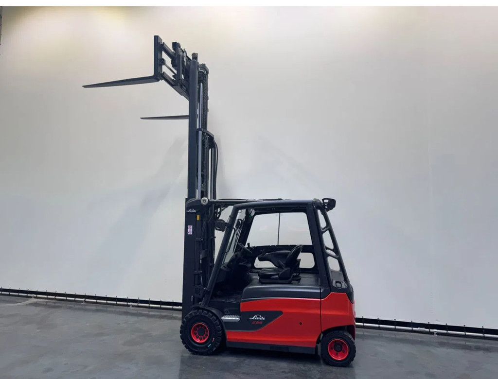 Linde 387 E 25 L-01 inclusief nieuwe accu