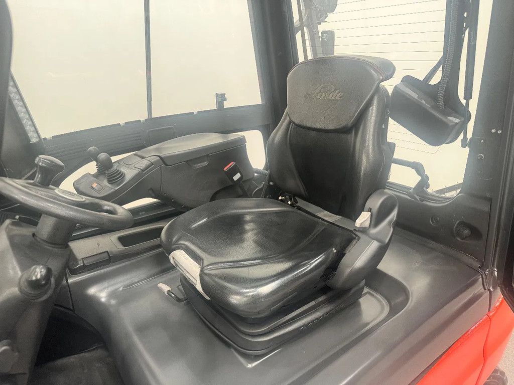 Linde 378 E 30 L-01 inclusief nieuwe tractie batterij