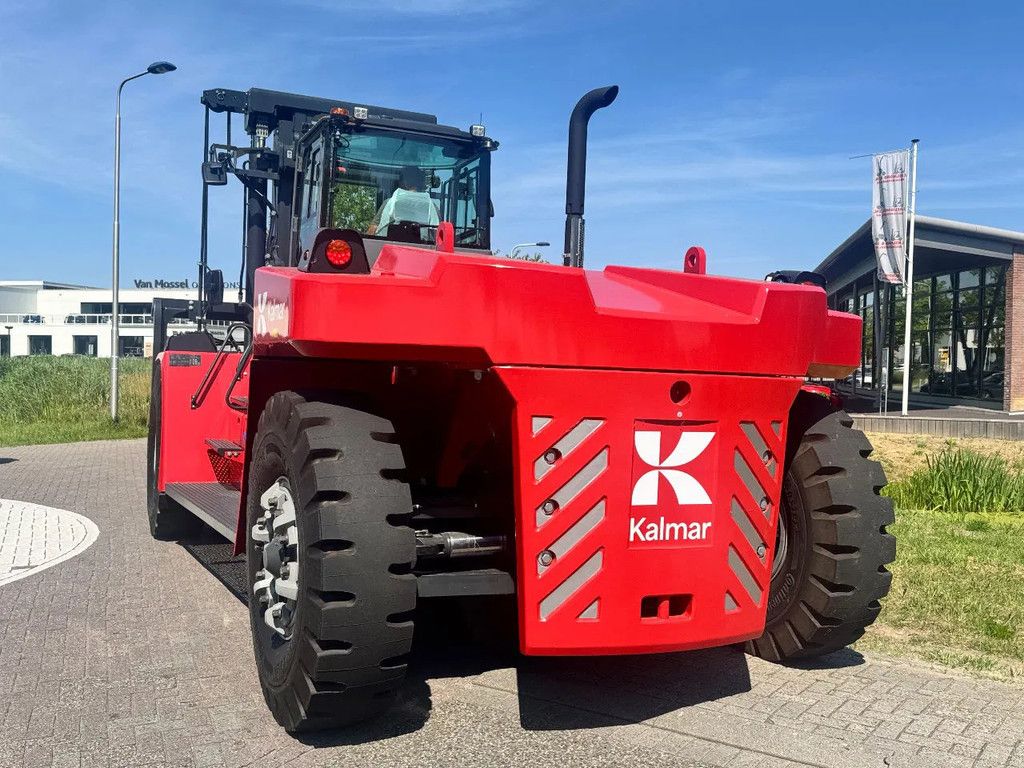Kalmar DCG330-12