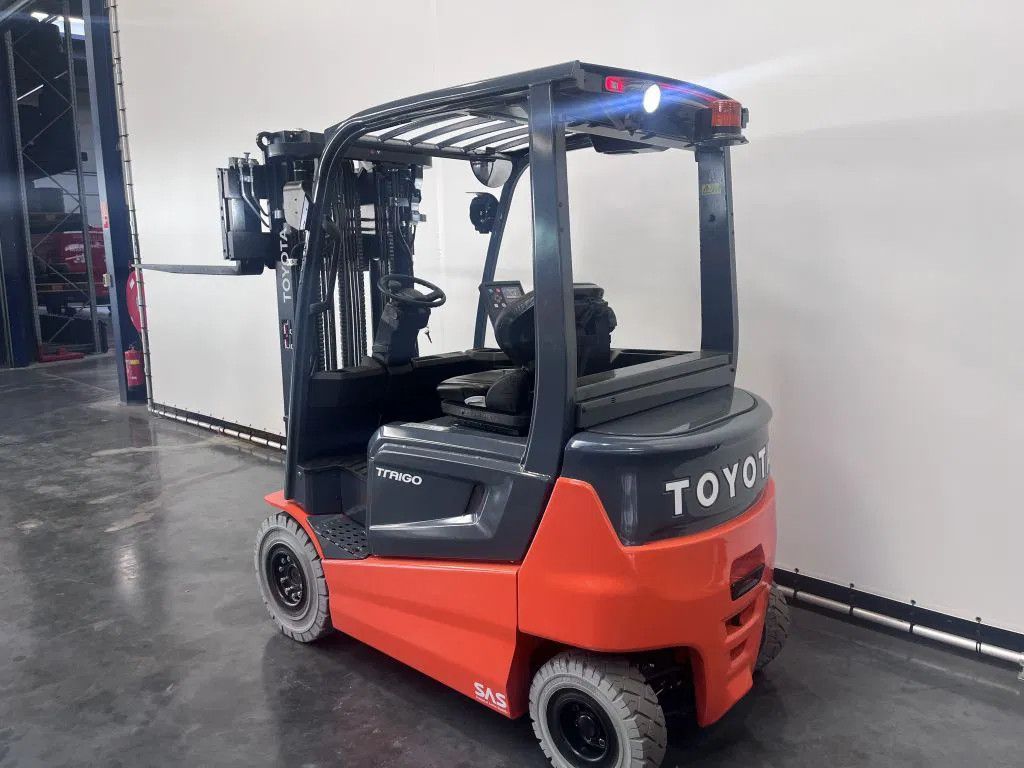Toyota 9 FMBK 25 T ONGEBRUIKT