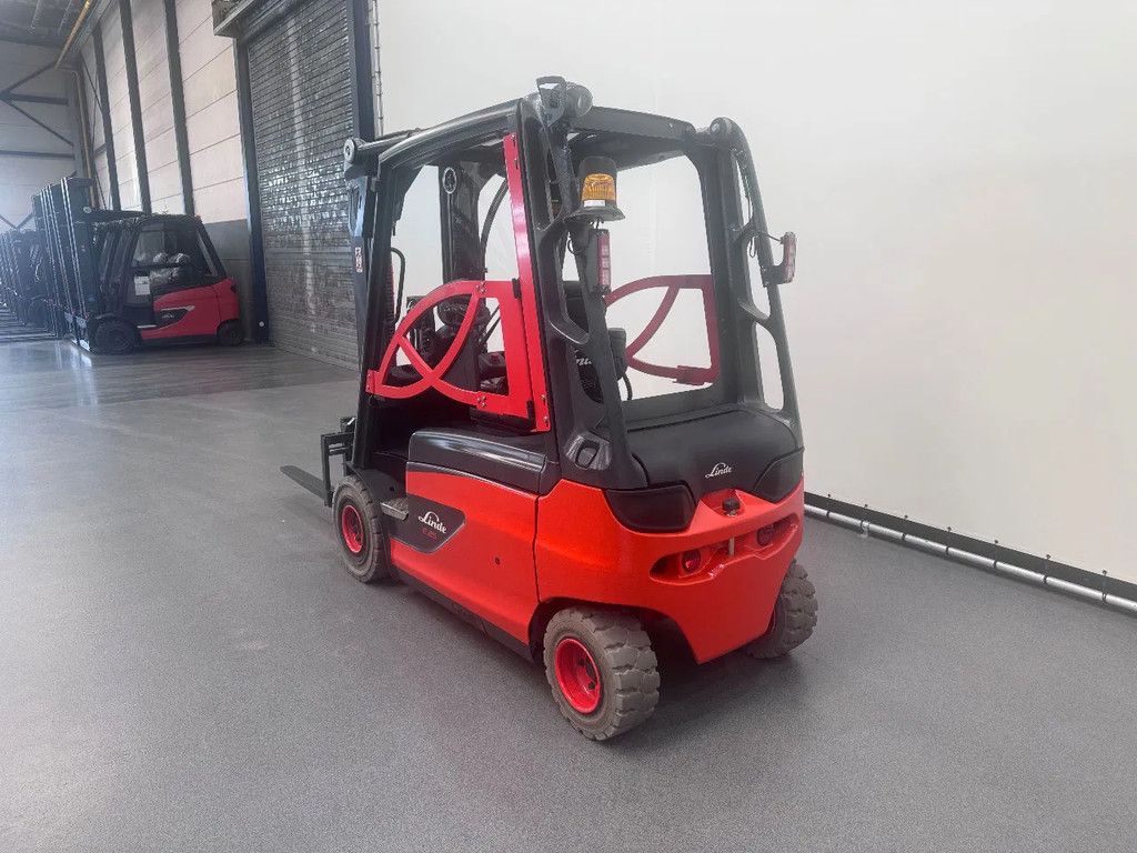 Linde 387 E 25 L-01 Inclusief nieuwe accu