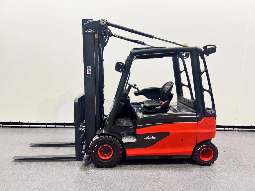 Linde E 25 L-01 inclusief nieuwe accu