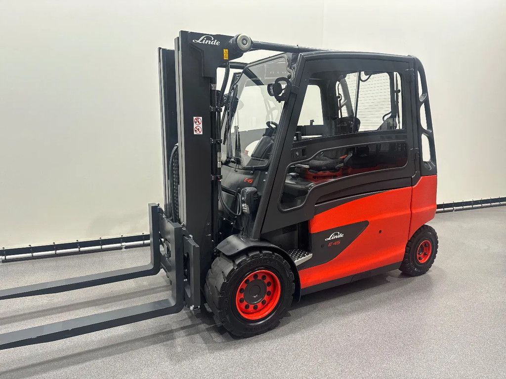 Linde 388 E 45 L-01/600 container uitvoering