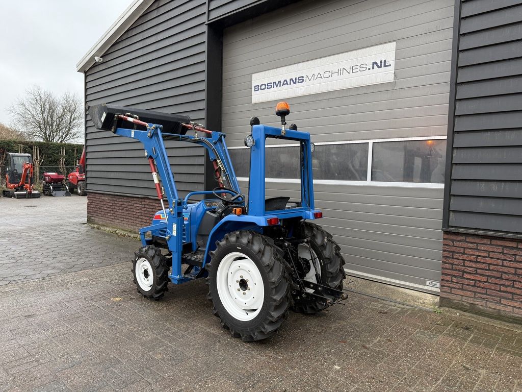 Iseki sial 21 4WD minitractor met voorlader / frontlader