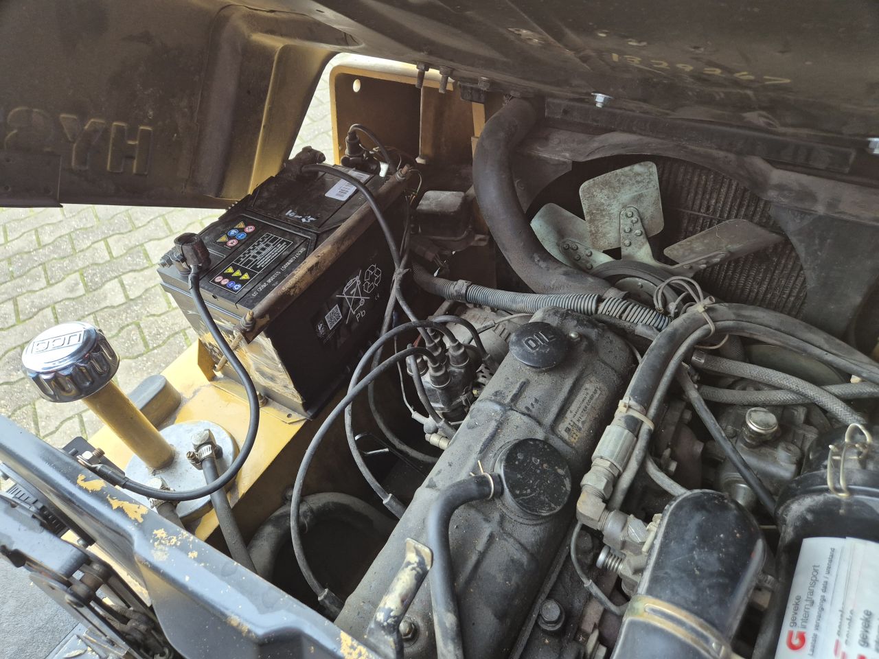 HYSTER H2.00XL HEFTRUCK LPG 2 TONS TRIPLOMAST EN FREELIFT