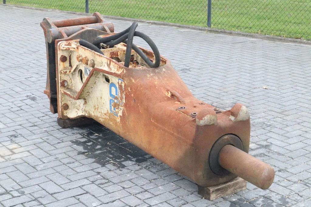 Furukawa F35 HAMMER | S70 | 25 TO 40 TON | HYDRAULIC BREAKER