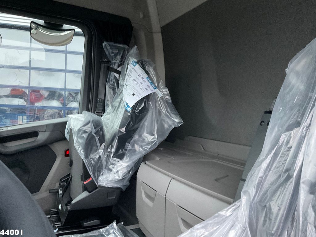 Scania R 460 8x4 Retarder VDL 30 Ton haakarmsysteem NEW AND UNUSED!