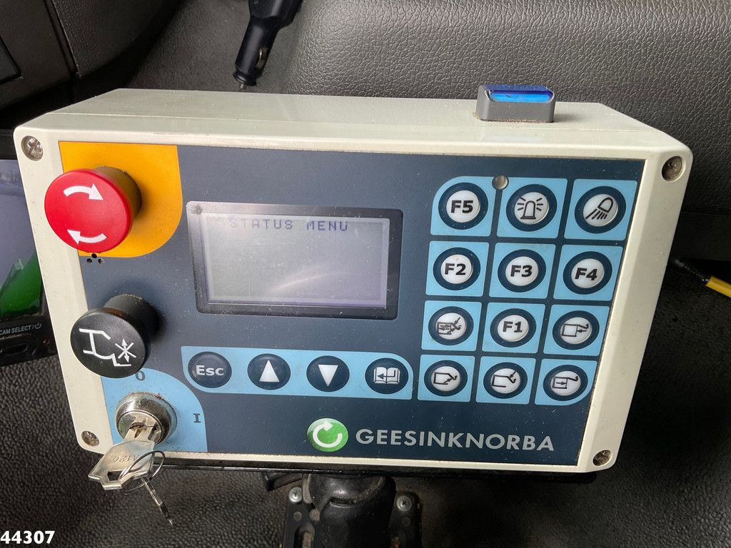 Volvo FM 450 Euro 6 GeesinkNorba RL300