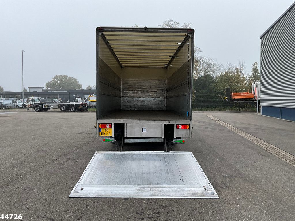 Volvo FL 250 Euro 6 met Dhollandia laadklep