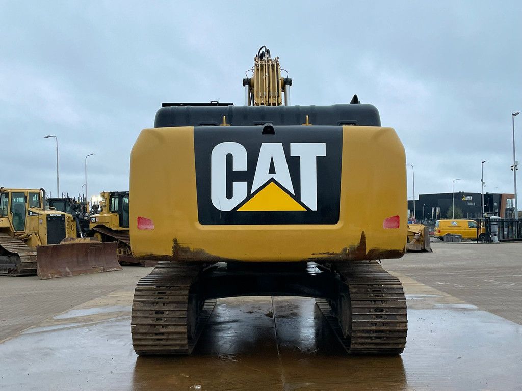 Caterpillar 330FLN