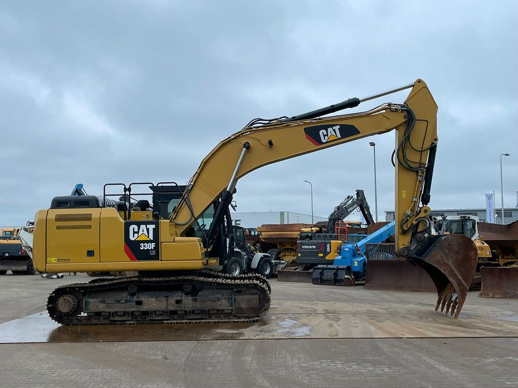 Caterpillar 330FLN