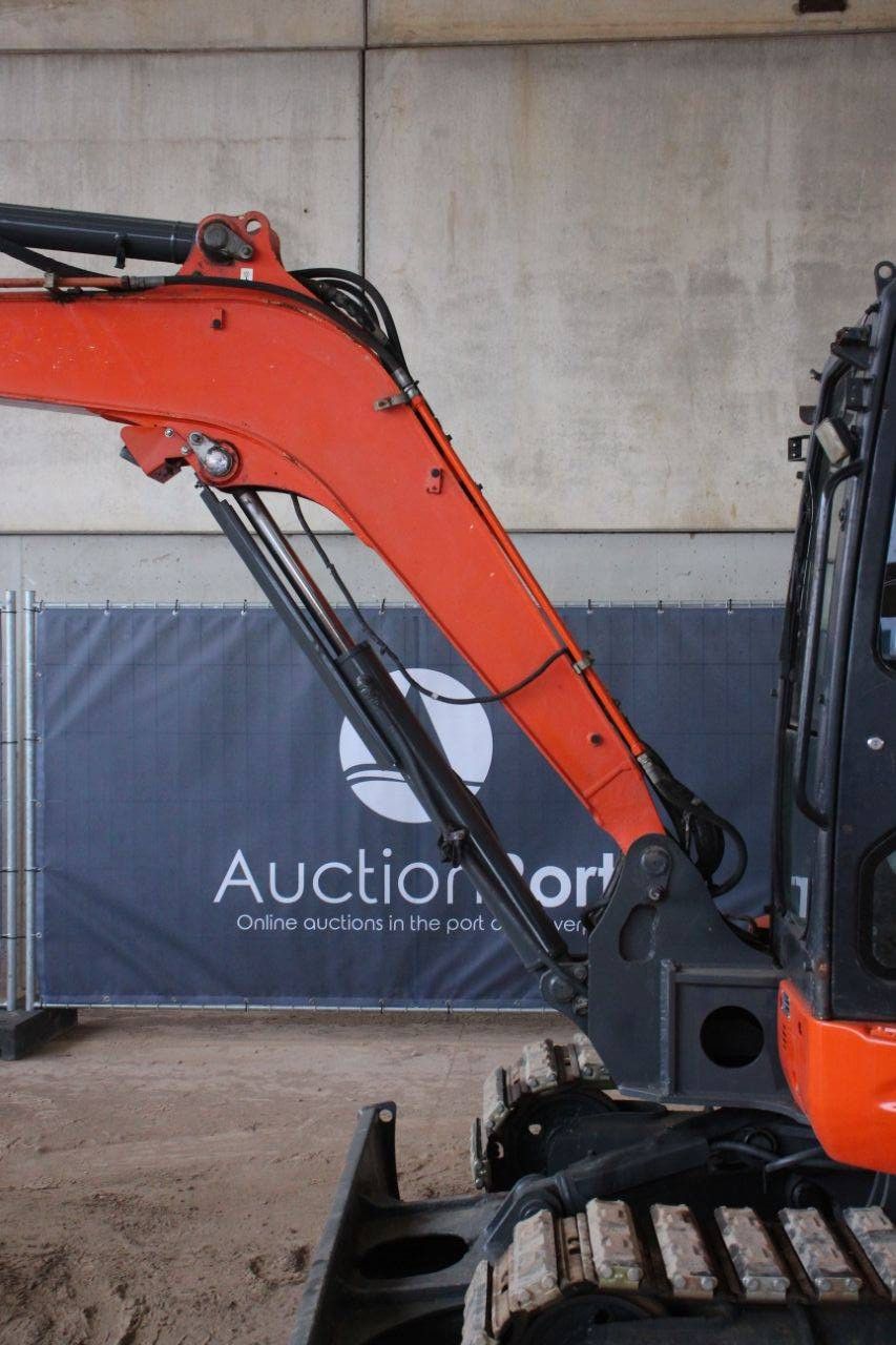 Raupenbagger Kubota KX057-4 Diesel 35,5 kW 2015