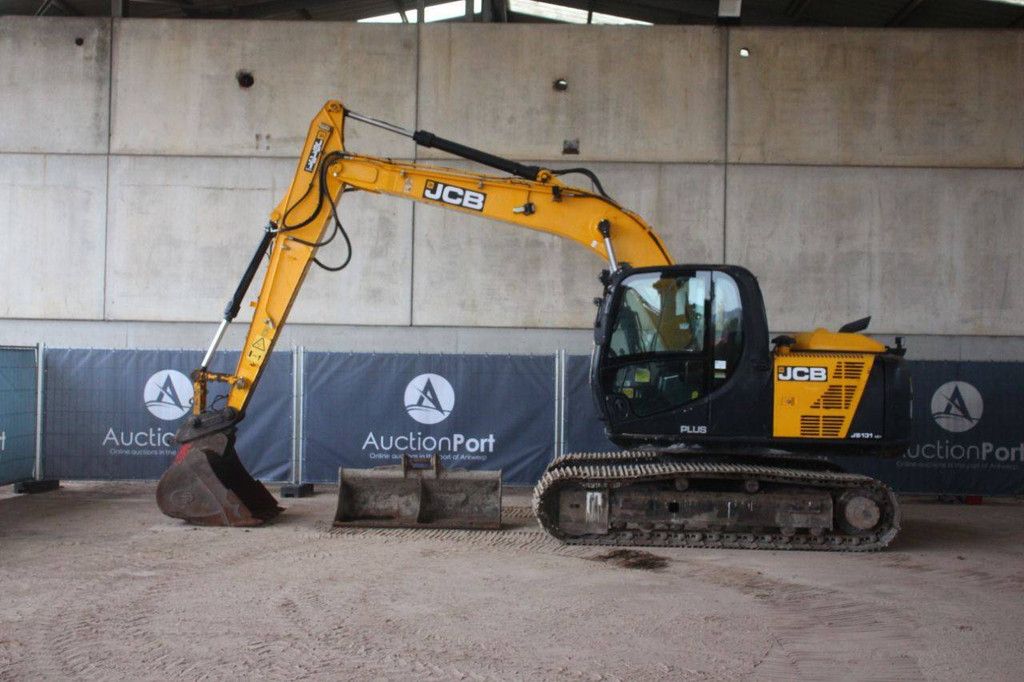 Crawler excavator JCB JS131LC Diesel 55kW 2018
