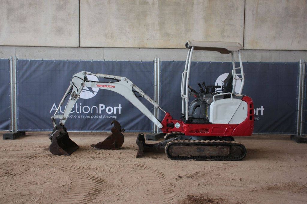 Mini excavator Takeuchi TB216 Diesel 11kW 2018