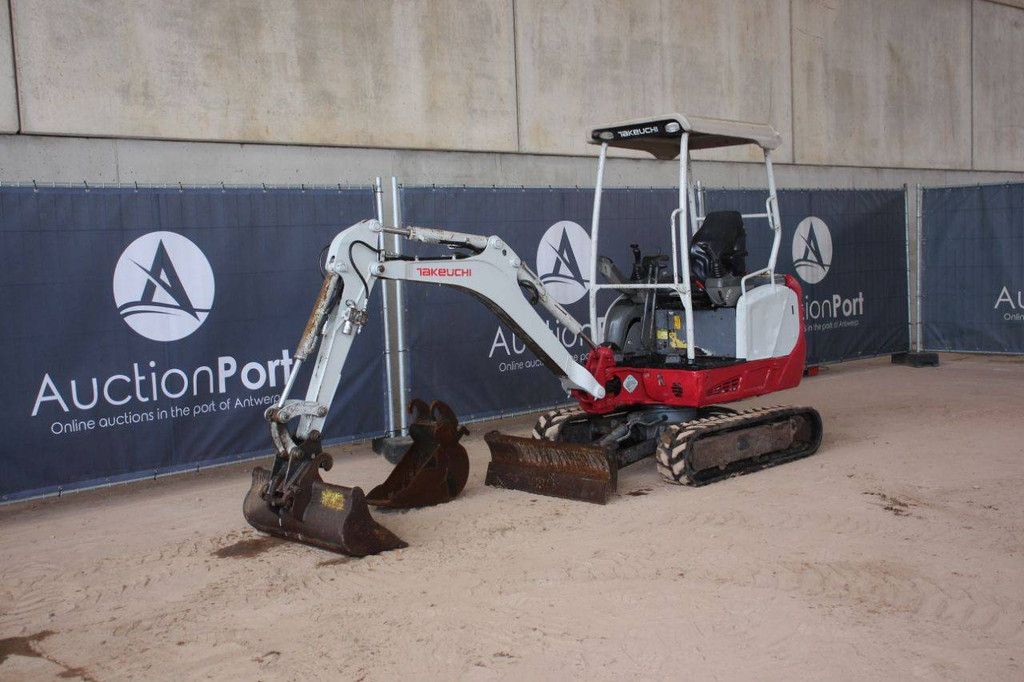 Mini excavator Takeuchi TB216 Diesel 11kW 2018