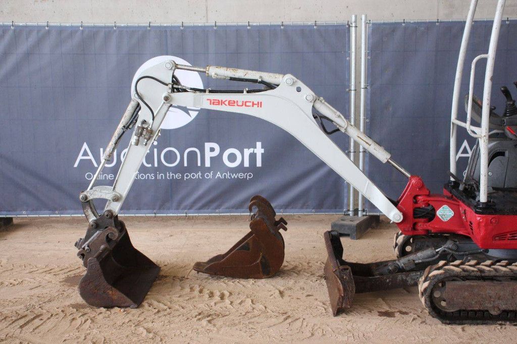 Mini excavator Takeuchi TB216 Diesel 11kW 2018