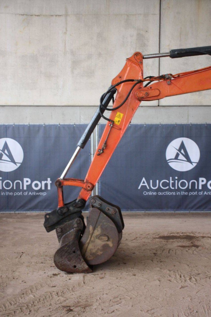 Crawler excavator Kubota KX183-3 Diesel 47.8kW 2013