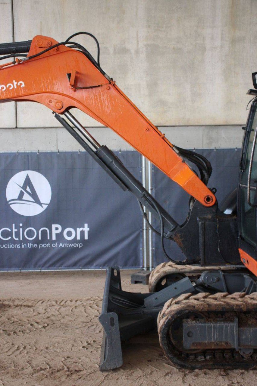 Crawler excavator Kubota KX183-3 Diesel 47.8kW 2013