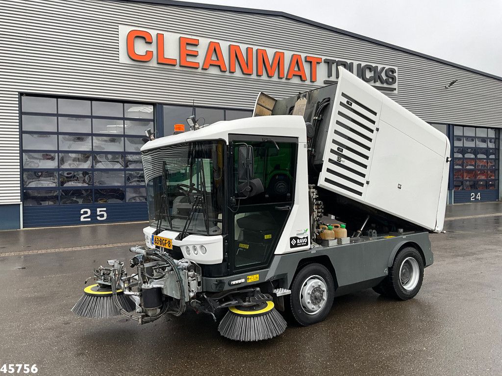 Ravo 580 with 3-rd brush