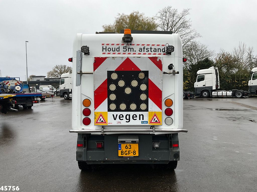 Ravo 580 with 3-rd brush