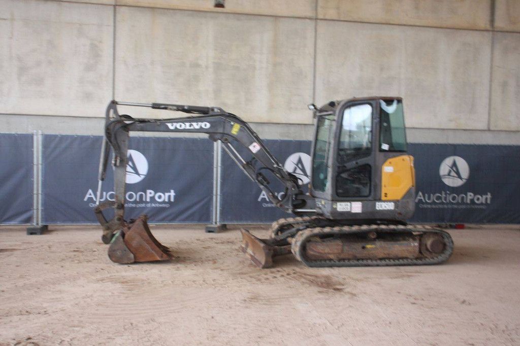 Raupenbagger Volvo ECR50D Diesel 31,2 kW 2016