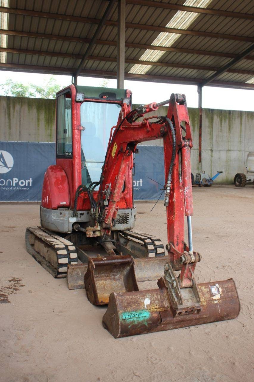 Mini excavator Yanmar VIO 20-3 Diesel 2007