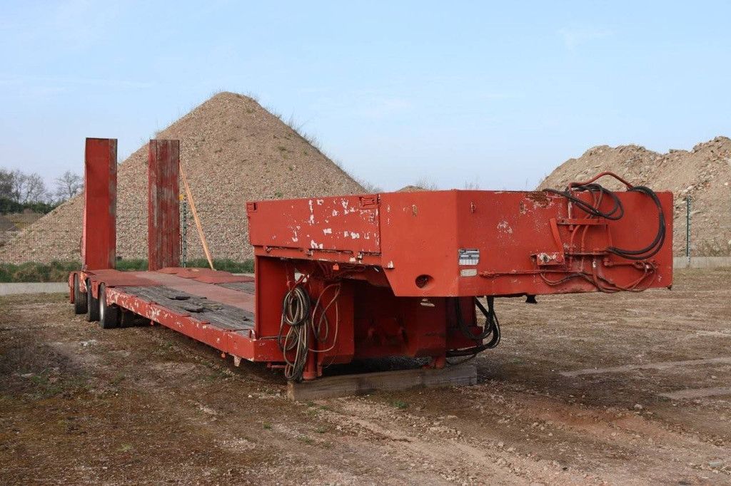 Semi-Low Loader Tec SVP 12.48.3 1992