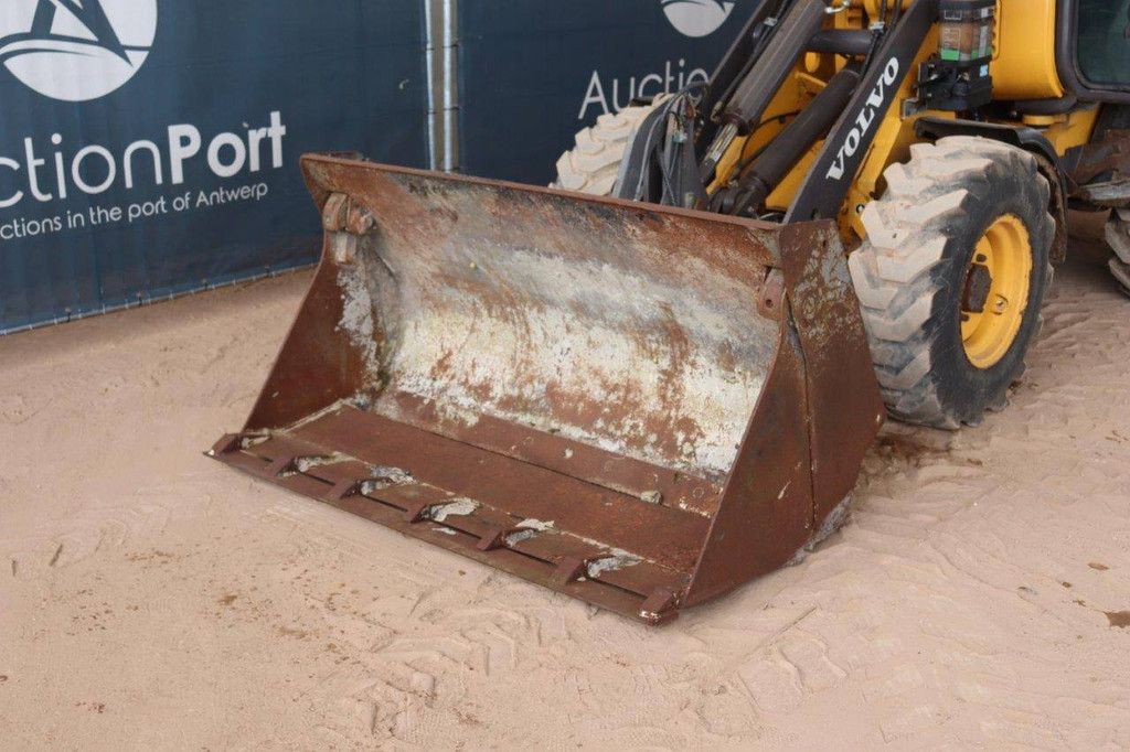 Wheel loader Volvo L25F-P Diesel 58 hp 2010