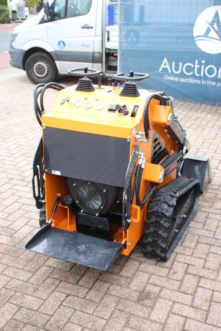 Skid Steer Loader Arteer QB-480 Petrol 2025