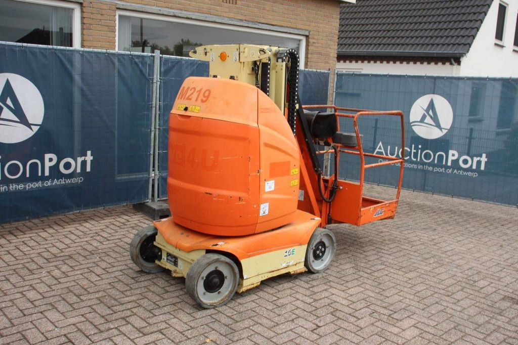 JLG Toucan 10E Electric Mast Lift 10.1m 2011