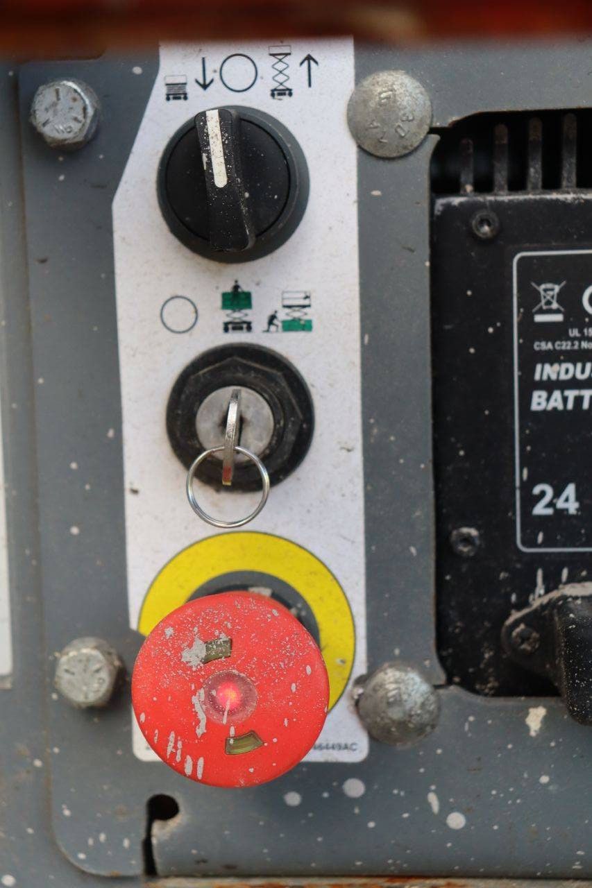 Scissor Lift Skyjack SJ3219 Electric 7.8m 2016