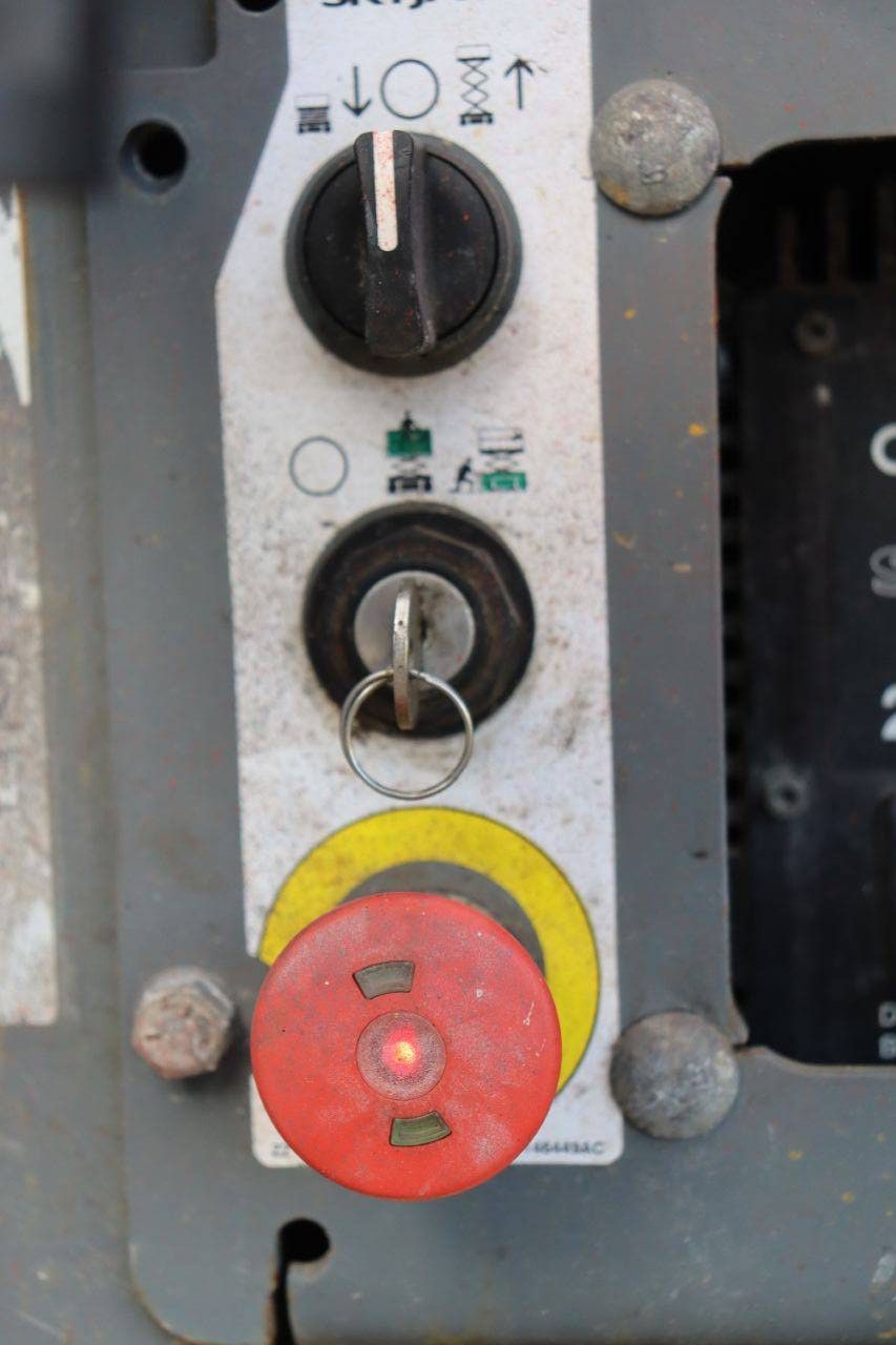 Scissor lift Skyjack SJ 3219 Electric 7.8m 2016