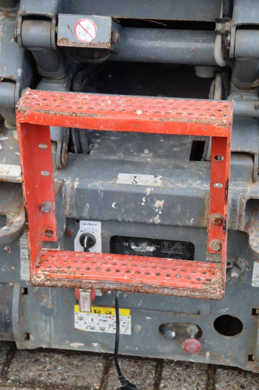 Scissor lift Skyjack SJ 3219 Electric 7.8m 2016