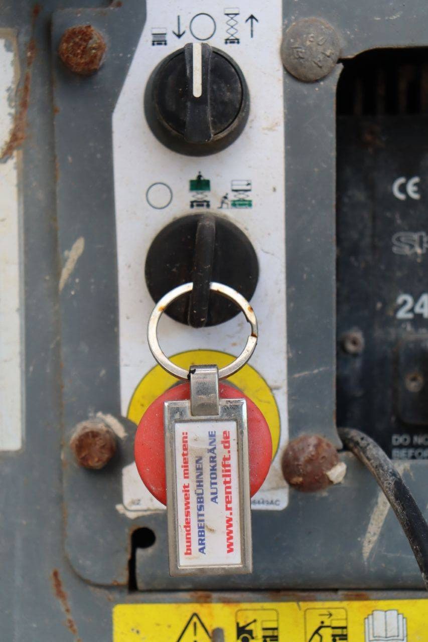 Scissor lift Skyjack SJ 3219 Electric 7.8m 2016