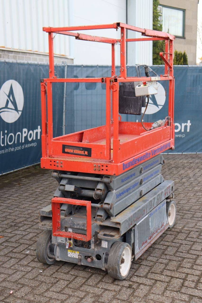 Scissor lift Skyjack SJ 3219 Electric 7.8m 2016