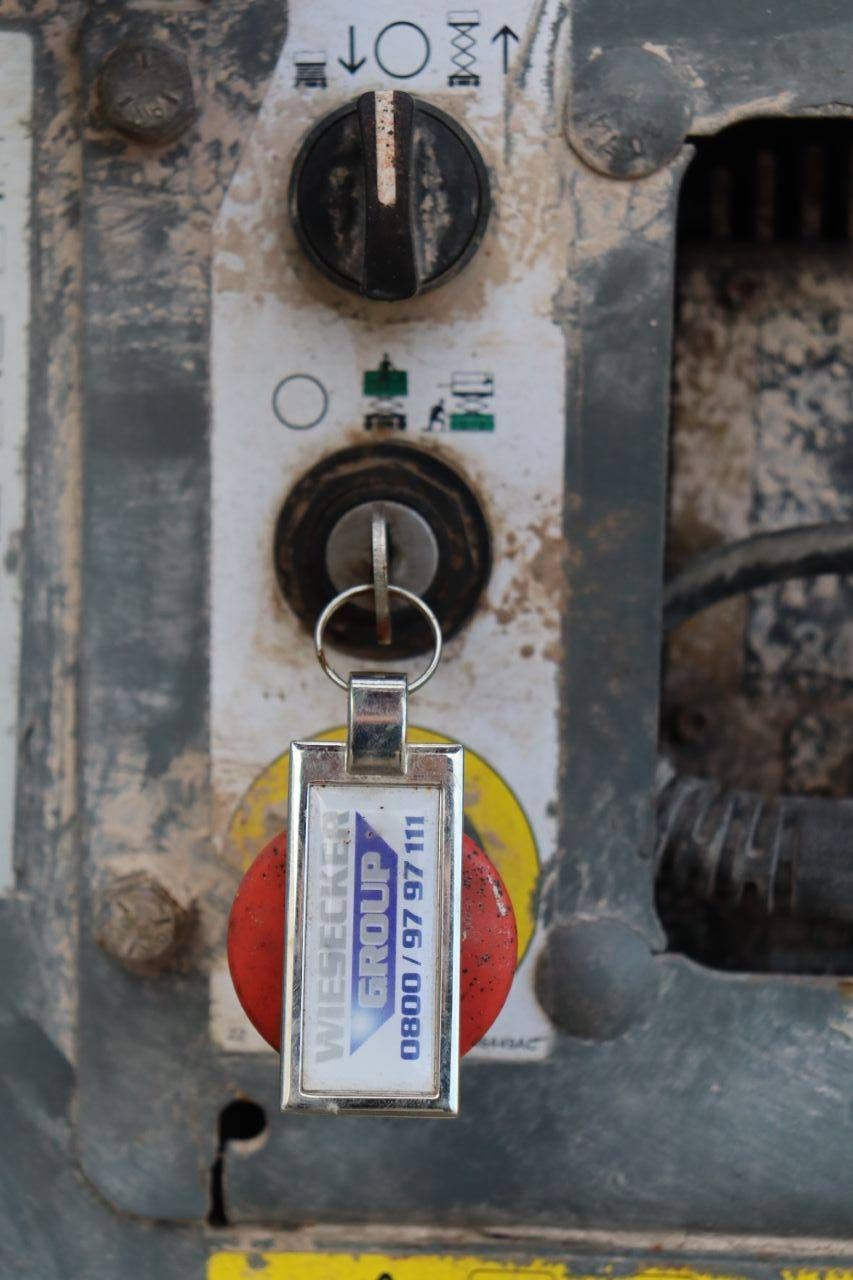 Scissor lift Skyjack SJ 3219 Electric 7.8m 2016