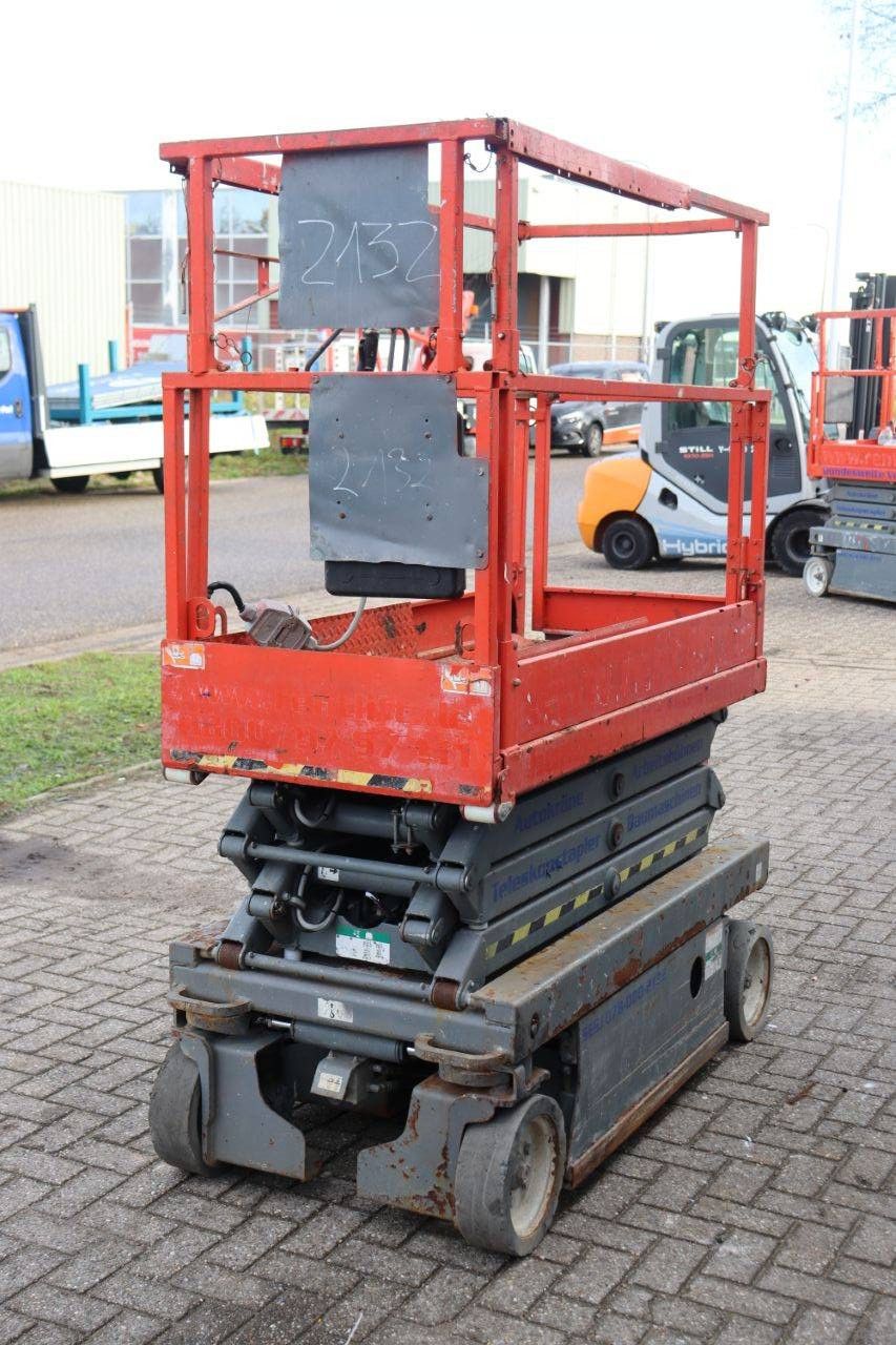 Scissor lift Skyjack SJ 3219 Electric 7.8m 2014