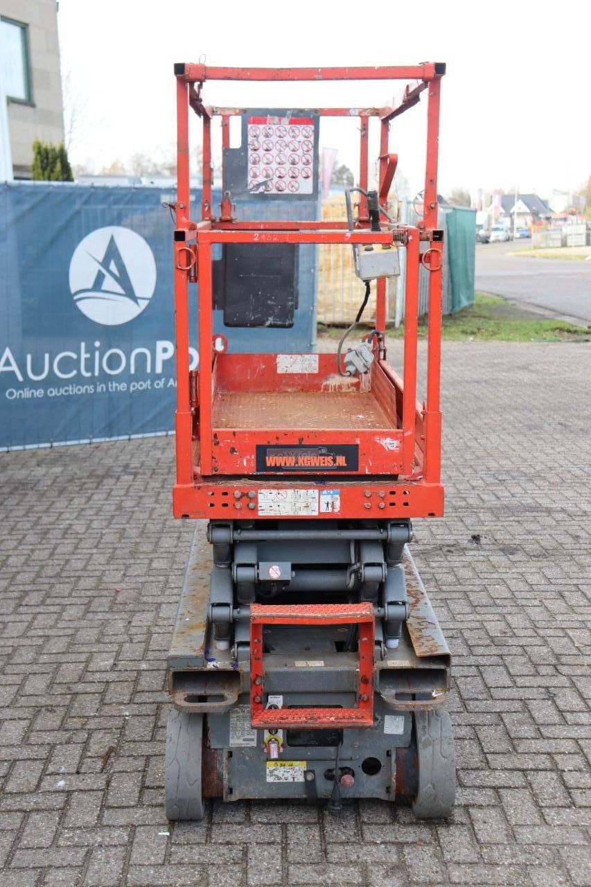 Scissor lift Skyjack SJ 3219 Electric 7.8m 2014