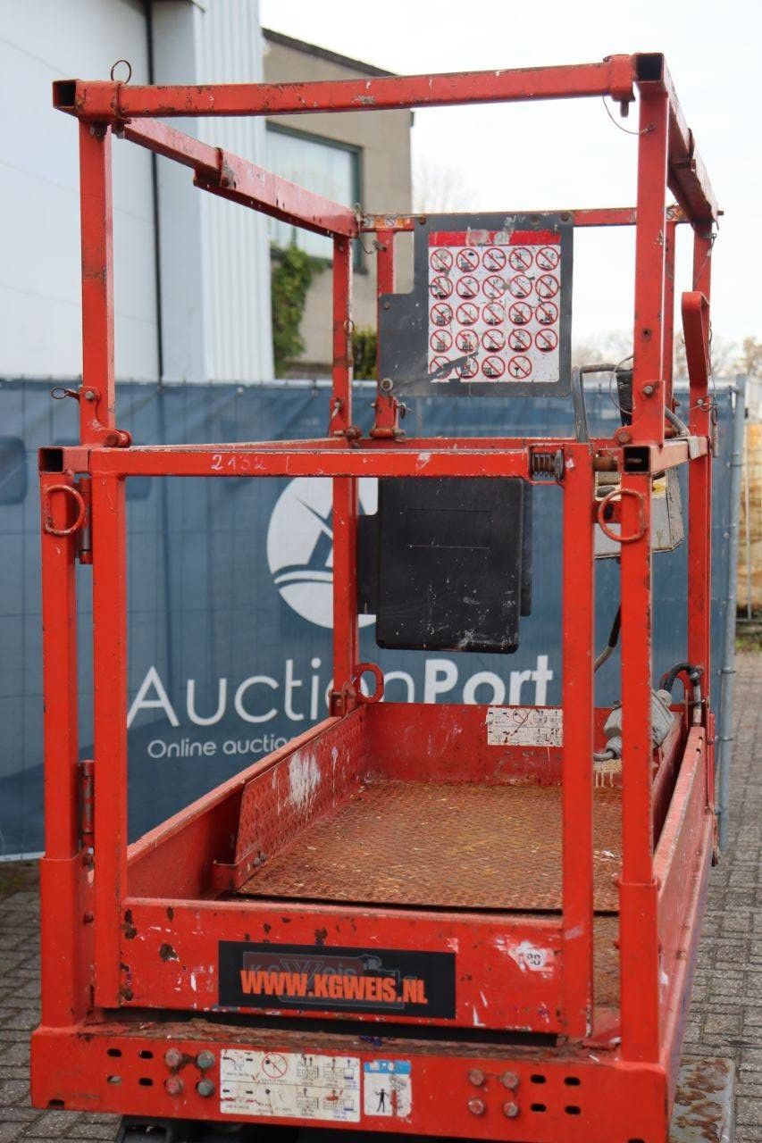 Scissor lift Skyjack SJ 3219 Electric 7.8m 2014
